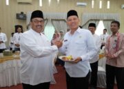 Pada HUT Bupati Benny Utama, Terlihat Keberadaannya Dengan Wabup Sabar AS Masih “Mesra”.