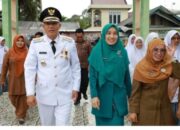 Memasuki Wilayah Pasaman, Bupati Sabar AS dan Rombongan Dielu-elukan Masyarakat Usai Dilantik oleh Gubernur Sumbar.