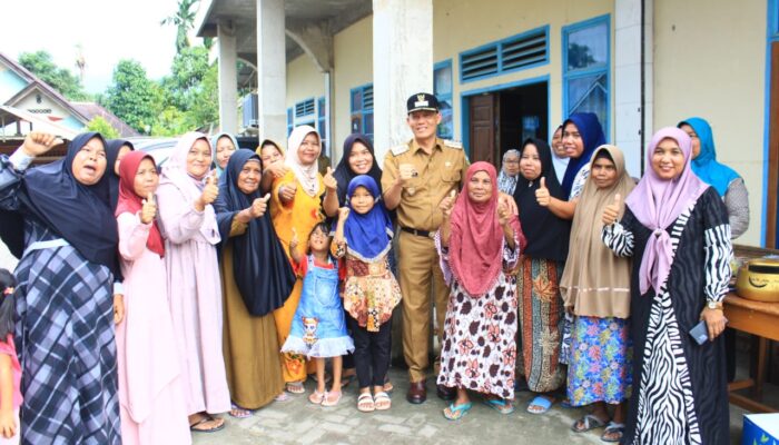 Guna Memotivasi dan Semangat Masyarakat, Bupati Sabar AS, Beri Bantuan Untuk Aktivitas ” Ikan Larangan” di Sitombol.