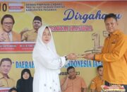 Dengan Tema ” Hati Nurani” Di Hari Ulang Tahun ke-17 DPC Partai Hanura Pasaman santuni anak yatim di Lubuksikaping.