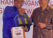 Banggakan Kabupaten Pariaman, Suhatri Bur Raih Penghargaan Anugerah Pandu Negeri Kategori Platinum Tahun 2024