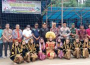 Bupati Sabar AS Memberikan Apresiasi Pada Pemuda Pemudi Kuamang, Saat Menutup Turnamen Volly Ball IPPK CUP I di Kuamang