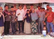 Lima Keluarga Korban Kebakaran Salimpek Terima Bantuan Bupati Solok Jon Firman Pandu