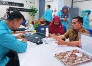 Pastikan Pelayanan Prima Ke Masyarakat Wakil Bupati Solok H. Candra Sidak Disduk Capil