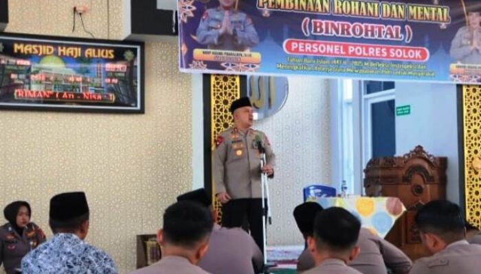 AKBP Agung Pranajaya Ajak Personel Polres Solok Lebih Bersyukur, Bangga dan Ikhlas Dalam Bertugas