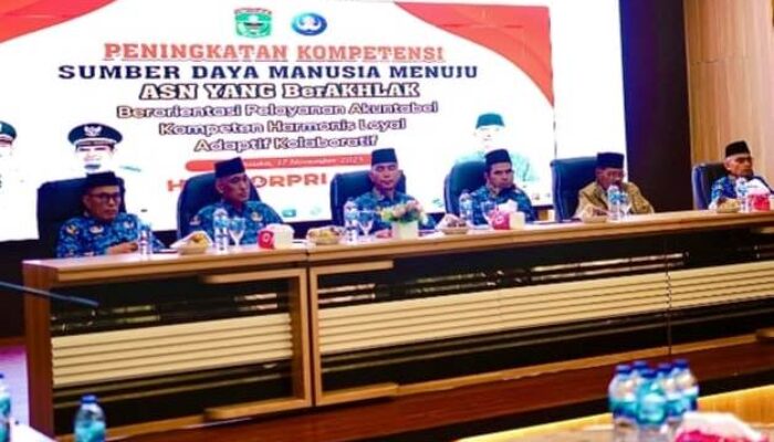 Pemkab Solok Laksanakan Seminar Peningkatan SDM “Menuju ASN yang berAKHLAK”