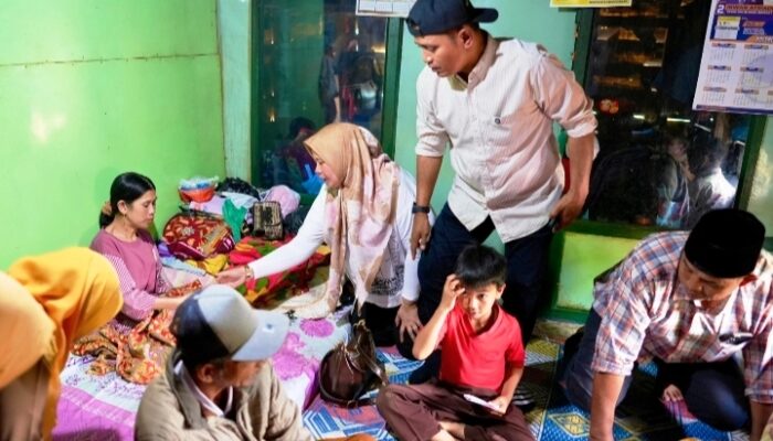 Alami Kelumpuhan Warga Jorong Lurah Ingu Dikunjungi Bupati Solok Jon Firman Pandu