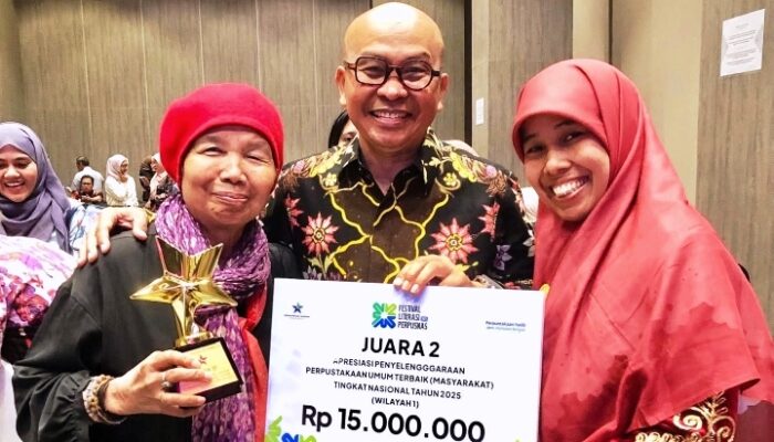 TBM H. Abdoel Moeis Paninjauan Raih Juara II Nasional Bupati Solok Berikan Apresiasi