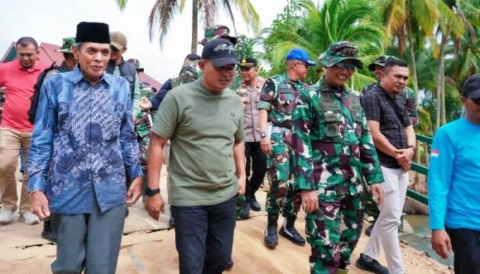 Jembatan Bailey Penghubung Nagari Sawah Suduik Dan Koto Hilalang diresmikan Bupati bersama Dandim 0309/Solok