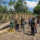 Saat Meninjau Pembangunan Jembatan Balley Muara Tais, Bupati Pasaman Berharap Segera Rampung Dan Bisa Dimanfaatkan Masyarakat