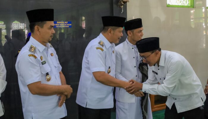 Bupati Welly Suhery Ajak ASN Pasaman Bersihkan Hati Dan Tingkatkan Kualitas Ibadah Di Bulan Ramadhan 1447 Ini