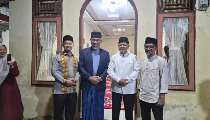 Safari Ramadhan Gubernur Sumbar Didampingi Bupati Welly Suhery Di Simpang Alahan Mati