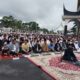 Bersama Ribuan Jemaah, Benny Utama Melaksanakan Shalat Idul Fitri 1447 H Di Pelataran Kantor Bupati Pasaman