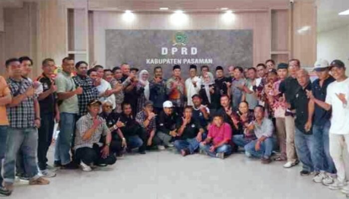 Berjanji Tak Ditepati, Begitulah Komitmen DPRD Pasaman Dengan Media. Lalu Bagaimana Janjinya Dengan Masyarakat?