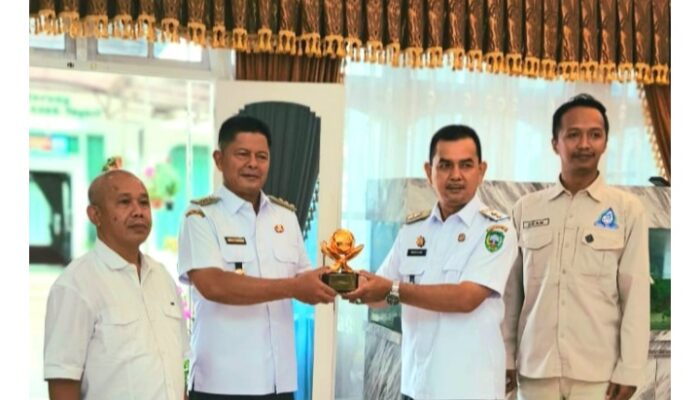 Meski Telah Menorehkan Prestasi TingkatWa Nasional, Bupati Welly Suhery, Tetap Mengingatkan Perumda Tirta Saiyo, Tingkatkan Kualitas Pelayanannya