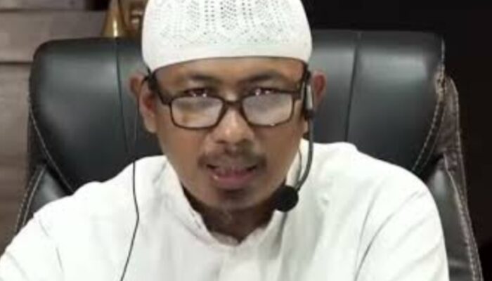 Ustad Ahmad Daniel Ajak Umat Rawat Kebhinekaan dan Persaudaraan